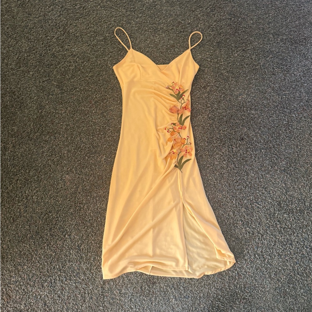 Elegant Ema Savahl Yellow Floral Slip Dress